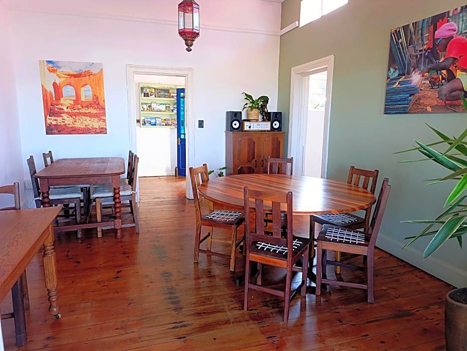 Guinea Fowl Lodge - Lagoon & Heads View B&B, Central Knysna