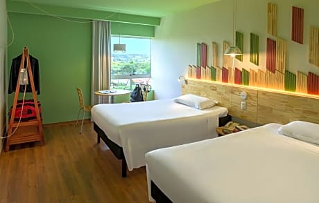 Superior Apartment with One Queen and Single Bed