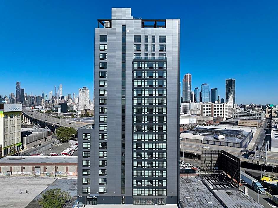 Holiday Inn Express Long Island City E New York By IHG