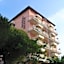 Hotel Trevi