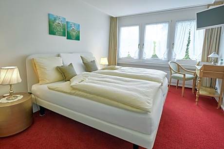 Standard Double Room with Free Parking