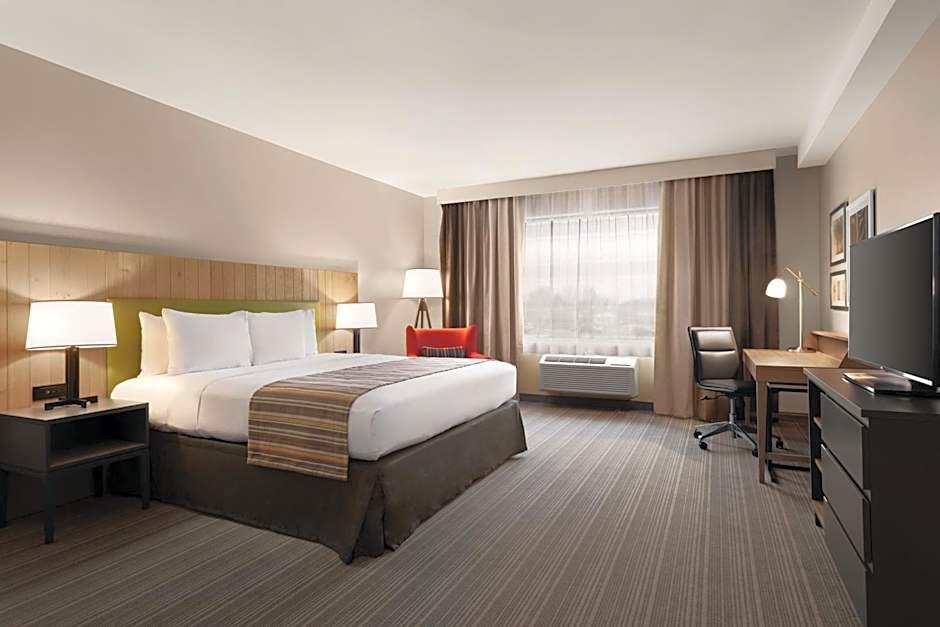 Country Inn & Suites by Radisson, Belleville, ON