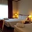 Russott Hotel