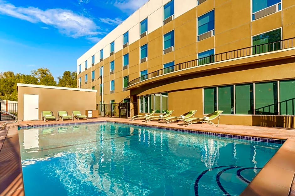 Holiday Inn Express And Suites Oakhurst-Yosemite Park Area