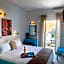 Stratos Hotel
