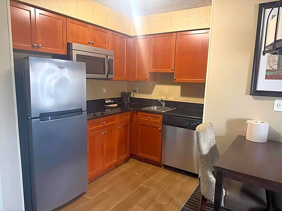MainStay Suites