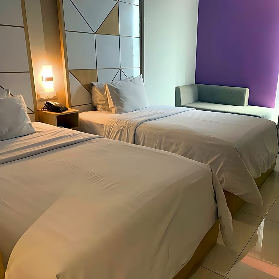 Surabaya River View Hotel