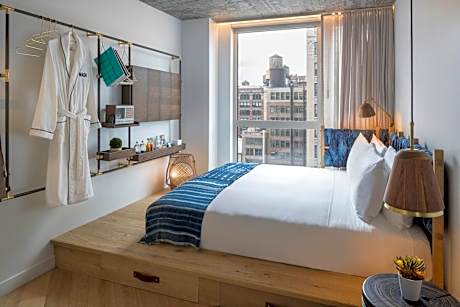 Queen Room - Disability Access