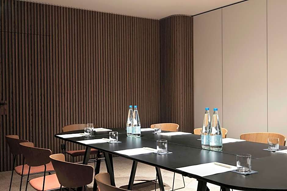 MonAsty, Thessaloniki, Autograph Collection