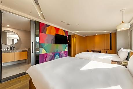 Classic Quadruple Room
