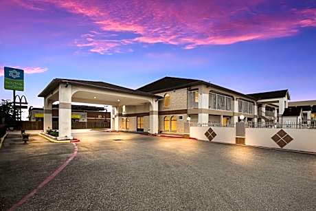 SureStay Hotel by Best Western Deer Park