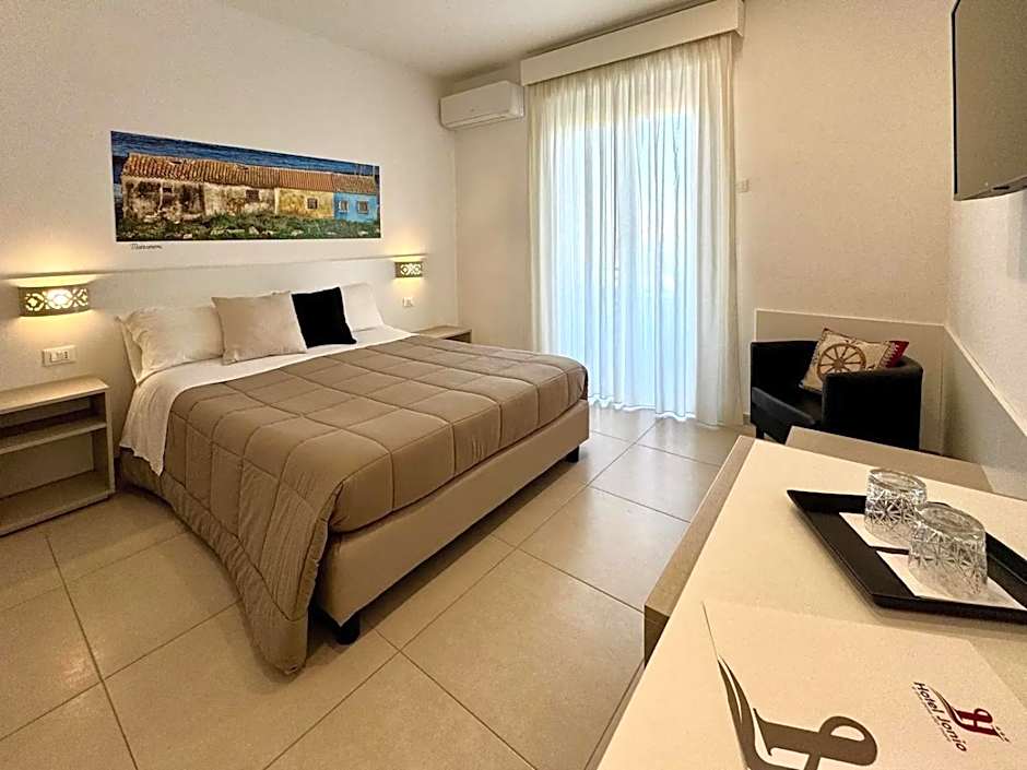 Hotel Jonio