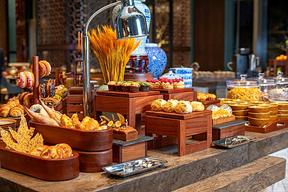 HUALUXE Haining By IHG