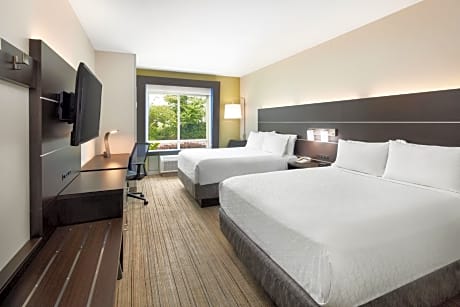 Standard Room with Two Queen Beds