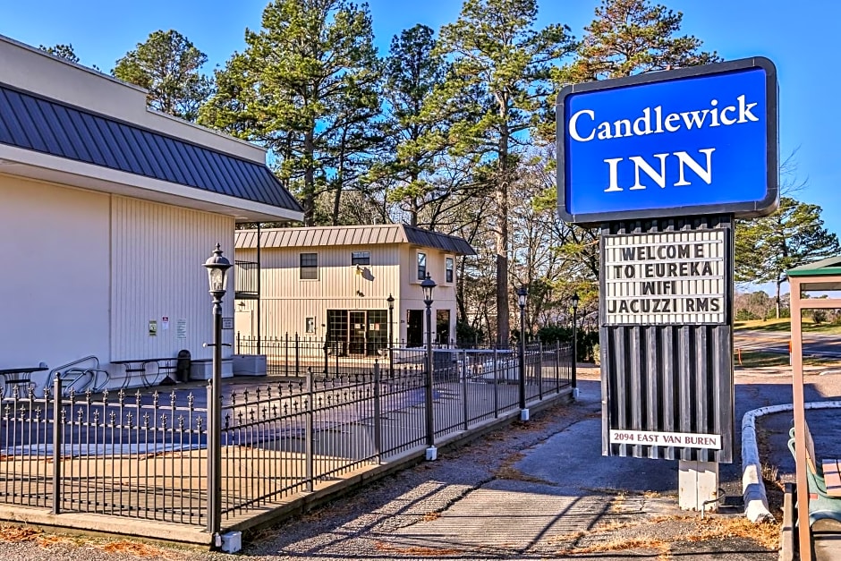 Candlewick Inn and Suites
