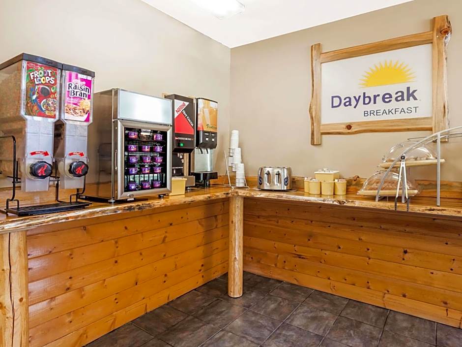 Days Inn by Wyndham Sandpoint