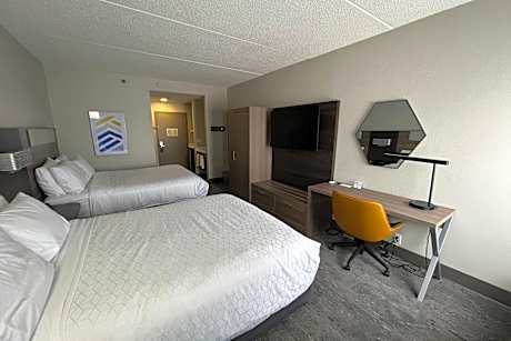 Queen Room with Two Queen Beds - Hearing Accessible/Non-Smoking