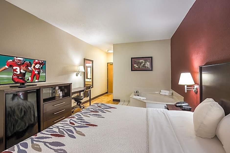 Red Roof Inn St Louis - Troy, IL