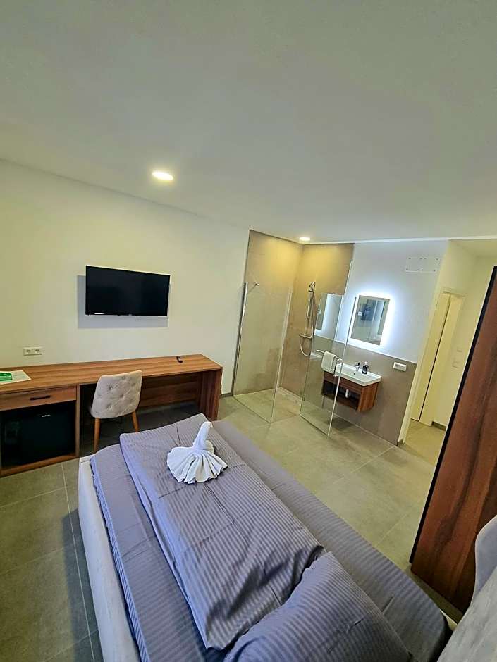 G&G Boardinghouse