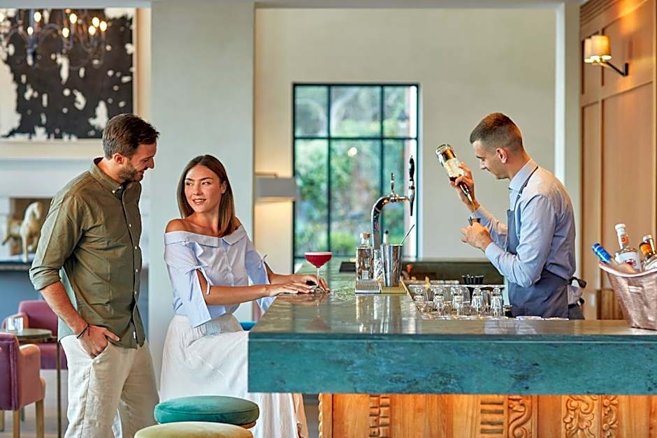 Nido, Mar-Bella Collection an SLH hotel