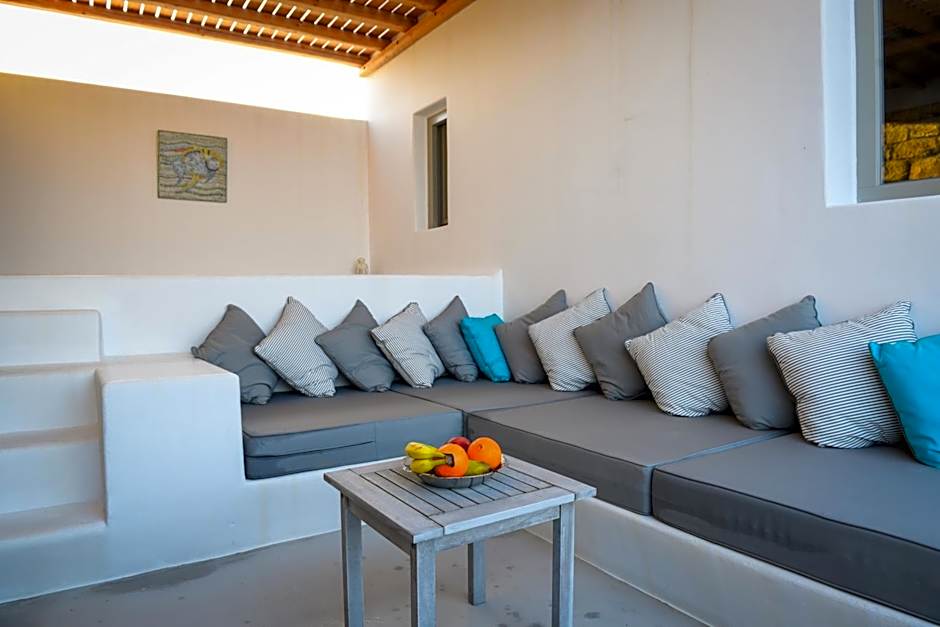 Myconian Crown Suites