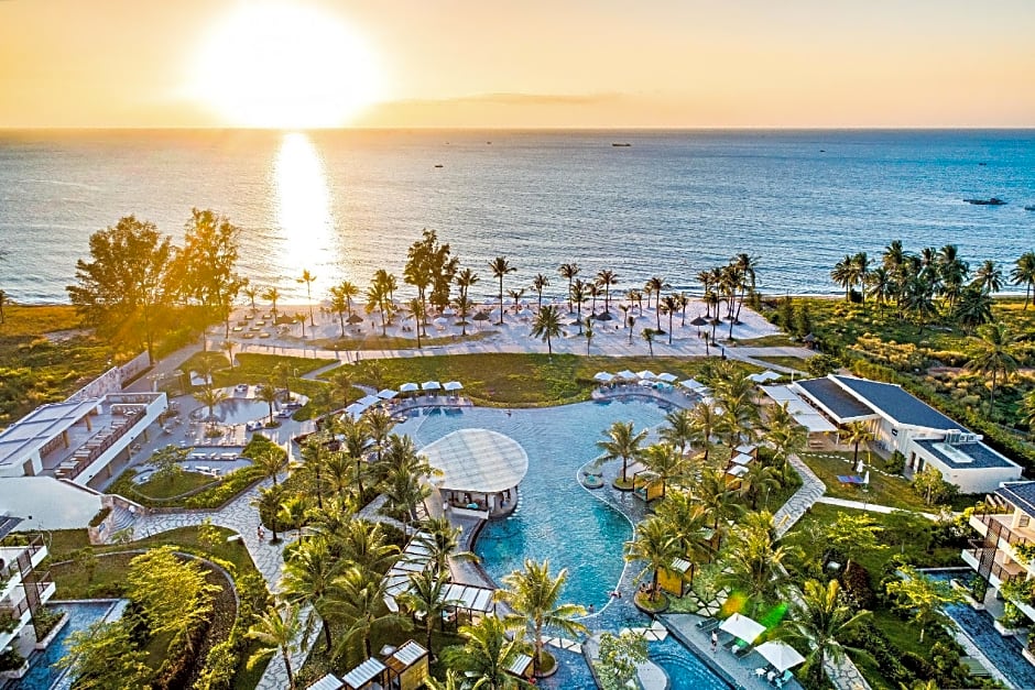 Sol Beach House Phu Quoc by Melia Hotels International