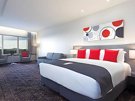 Executive Twin Suite