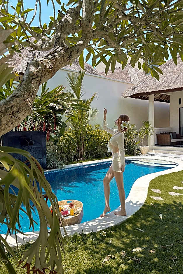 Aruni Bali Jimbaran Boutique Villa