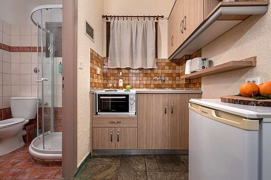 Agnanti Hotel Apartments