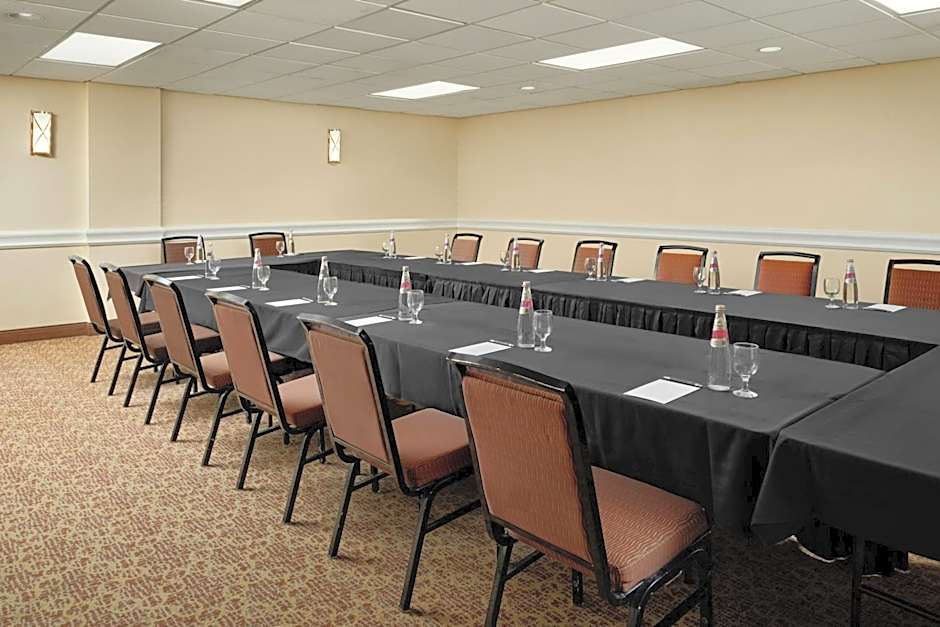 Sheraton Tampa Brandon Hotel