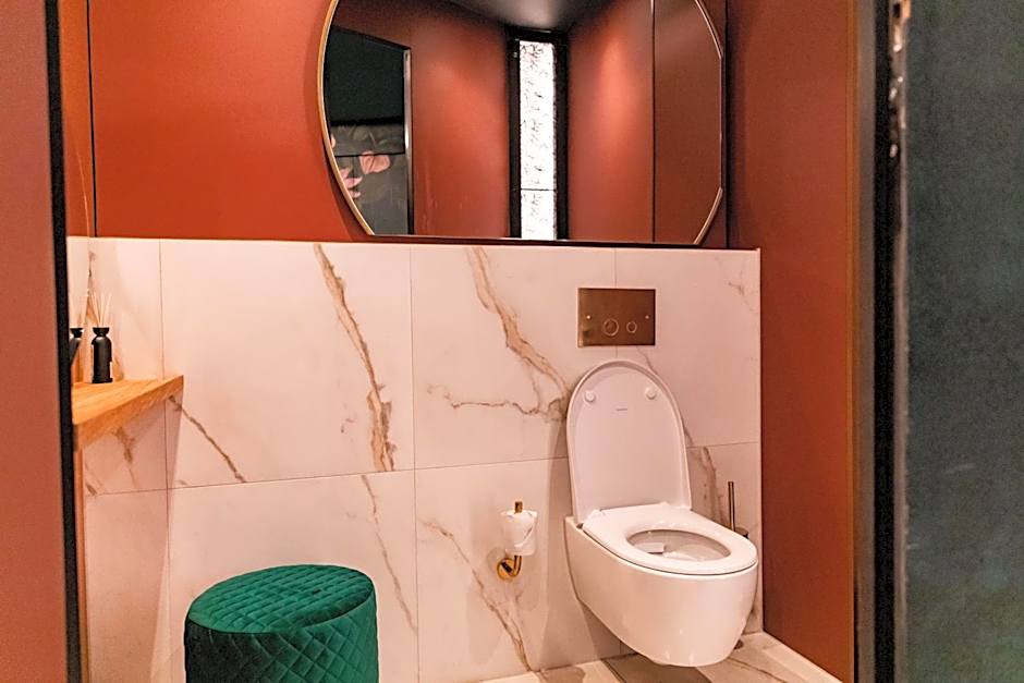 Ambassador City Centre Hotel