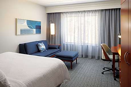 Room, 1 King Bed with Sofa bed (1 King Bed and 1 Double Sofa Bed)