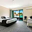 Comfort Hotel Pacific Cleveland