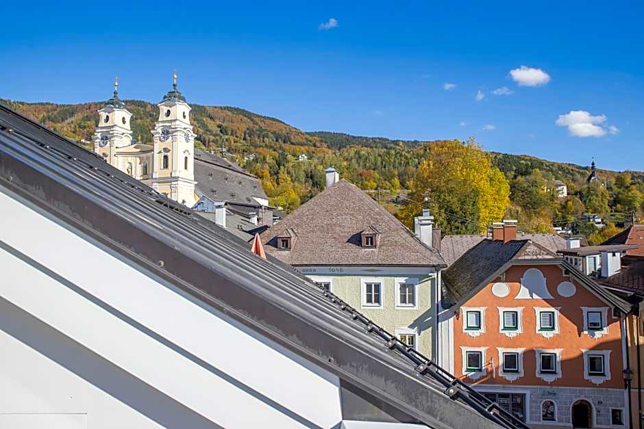 Iris Porsche Hotel & Restaurant