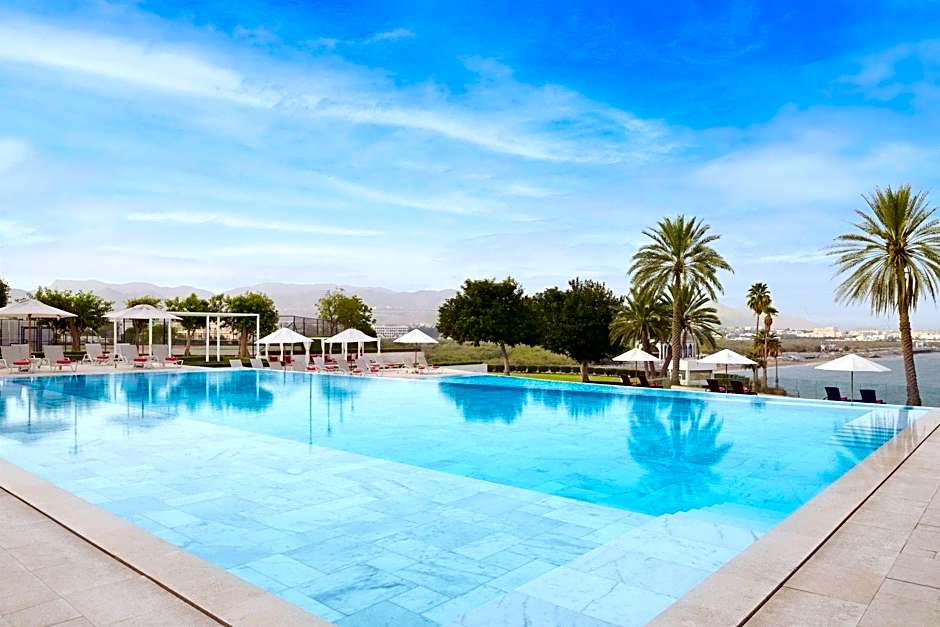 Crowne Plaza Muscat By IHG