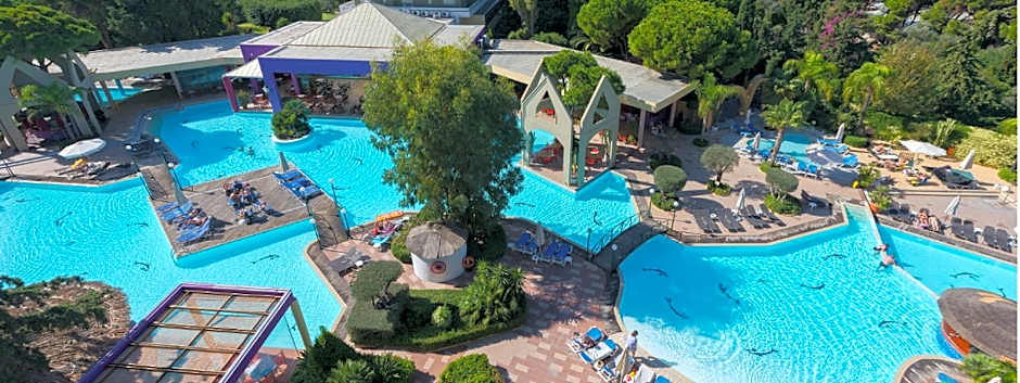Dionysos Hotel
