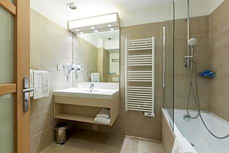 Superior Double Room, 1 Double Bed, Non Smoking (1 Double Bed)