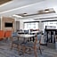 Holiday Inn Express & Suites Kansas City KU Medical Center By IHG