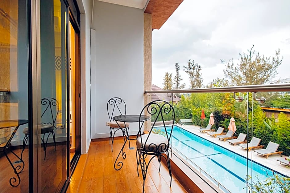 Heaven Restaurant & Boutique Hotel