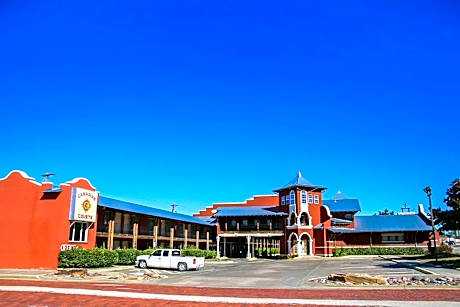 Bo Hotel Canadian Courts