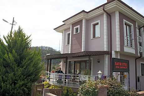 Sapphire Hotel