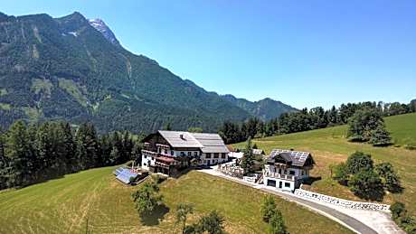 Hotel Sonnfeld