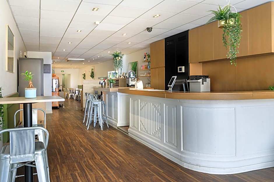 Matabi Hotel Toulouse Gare by HappyCulture