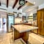 Luxury 2BR Condo in Romatic Zone - Rooftop Pool