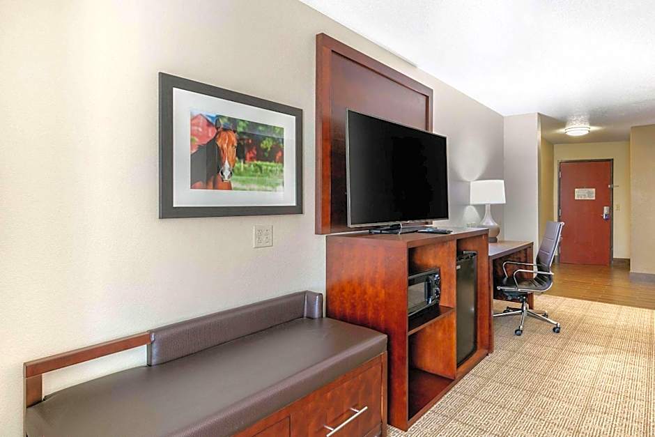 Comfort Suites Hopkinsville Near Fort Campbell