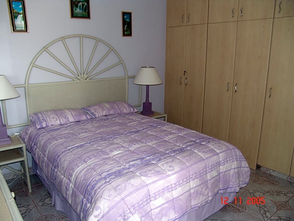 Bed and Breakfast at Eves