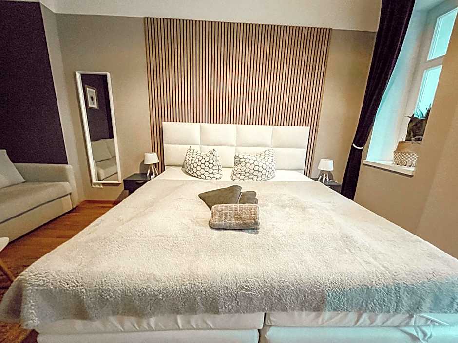 Luga Homes - Stadthaus