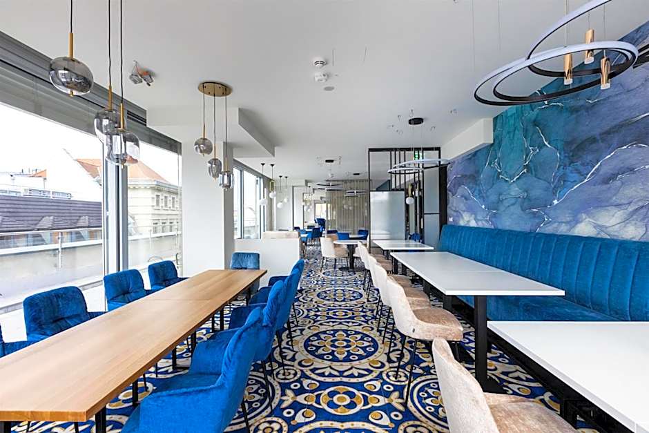 Best Western Premier Royal Blue - Adult only
