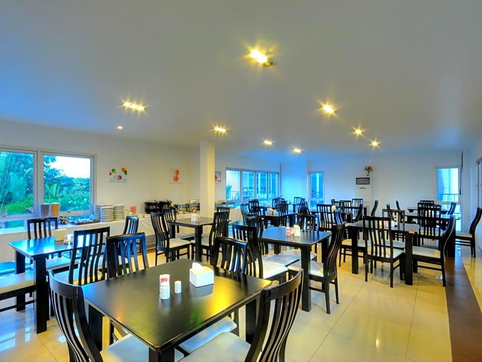 BS Premier Airport Hotel