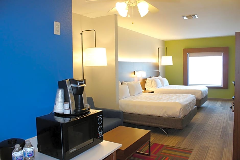 Holiday Inn Express Hotel & Suites Mansfield